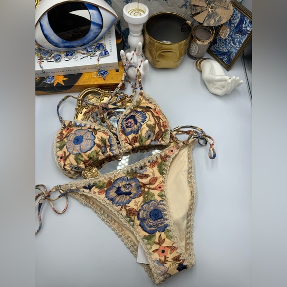 🆕 ZIMMERMANN 🧿 NWT Junie Crochet Edge Floral Print Bikini Sz 3 US 8 / 10 - Picture 10 of 13